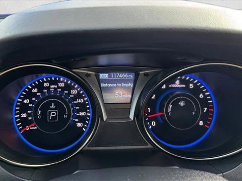 Used 2013 Hyundai Genesis 3.8 image 13