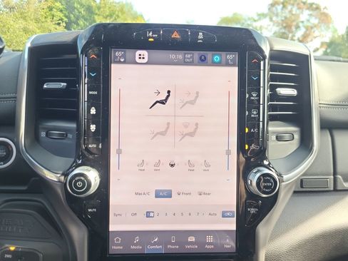 New 2026 RAM 2500 Laramie w/ Night Edition image 18