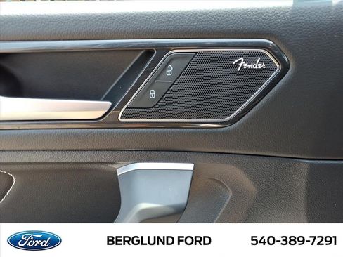 Used 2022 Volkswagen Tiguan SEL R-Line AWD/4WD image 21