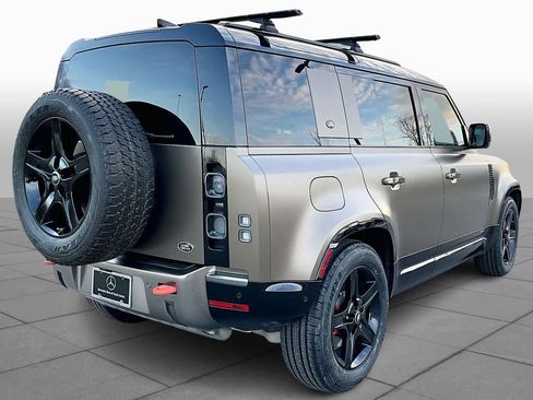 Used 2021 Land Rover Defender 110 X image 12