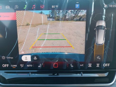 New 2026 Volkswagen Tiguan SE R-Line FWD image 20