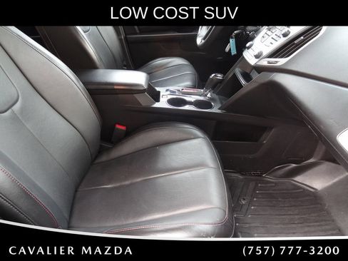Used 2017 GMC Terrain SLT AWD/4WD image 16