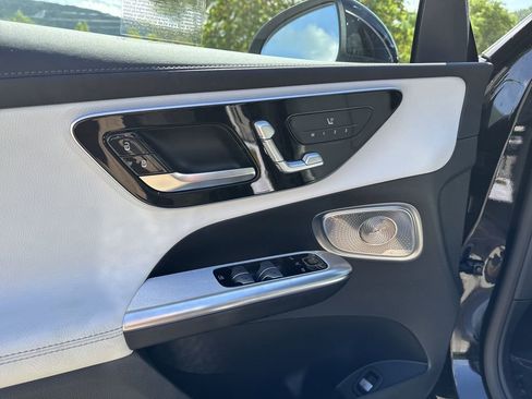 New 2025 Mercedes-Benz GLC 300 4MATIC image 15