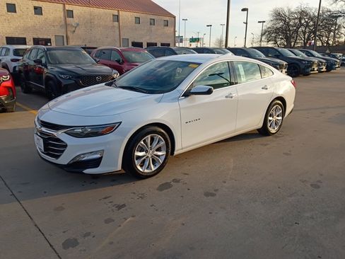 Used 2024 Chevrolet Malibu LT image 1