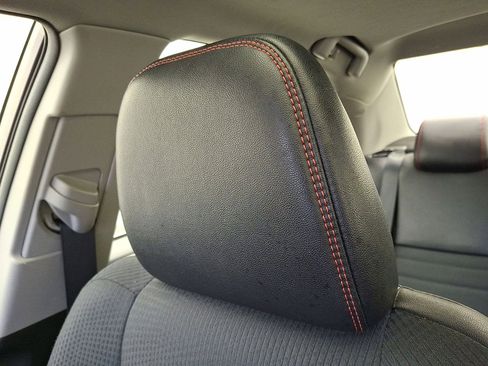 Certified 2017 Toyota Camry SE w/ Moonroof Package image 20