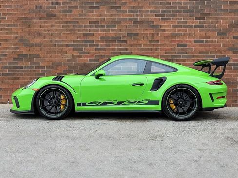Certified 2019 Porsche 911 GT3 RS image 2