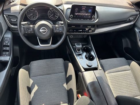 Used 2023 Nissan Rogue SV image 22