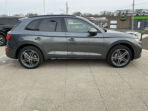 Used 2023 Audi Q5 e Premium Plus image 7