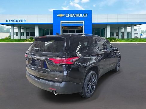 Used 2023 Chevrolet Traverse RS w/ LPO, Floor Liner Package image 7