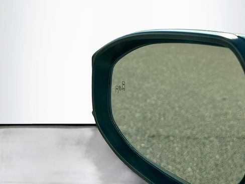 Used 2024 Toyota Prius LE image 16