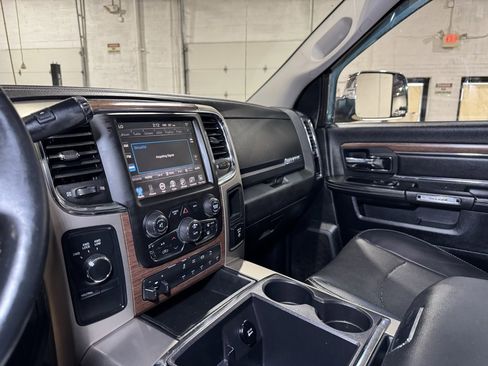 Used 2014 RAM 3500 Laramie w/ Convenience Group image 22