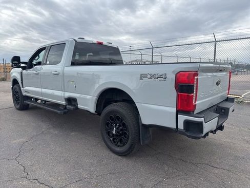 Used 2025 Ford F350 Lariat w/ Black Appearance Package image 5