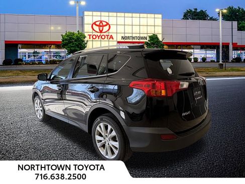 Used 2015 Toyota RAV4 Limited image 3