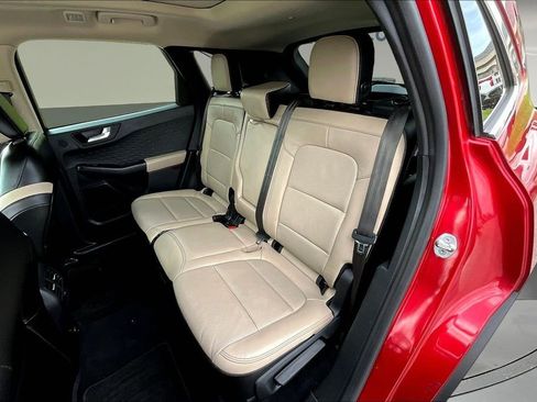 Used 2020 Ford Escape Titanium w/ Titanium Premium Package 2.0 AWD/4WD image 22