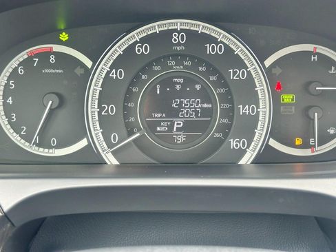 Used 2014 Honda Accord EX image 19