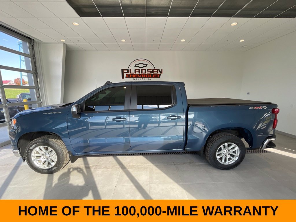 Used 2024 Chevrolet Silverado 1500 LT AWD/4WD image 2