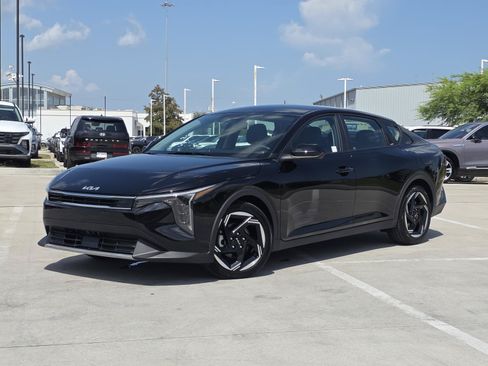 Used 2025 Kia K4 EX FWD image 1