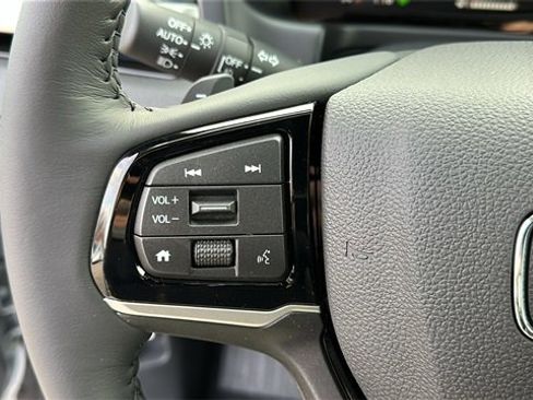 New 2026 Honda Odyssey Touring image 11