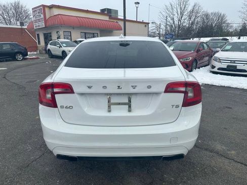 Used 2014 Volvo S60 T5 image 6