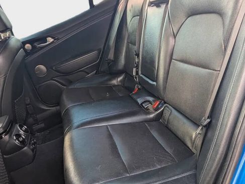 Used 2018 Kia Stinger Premium image 13