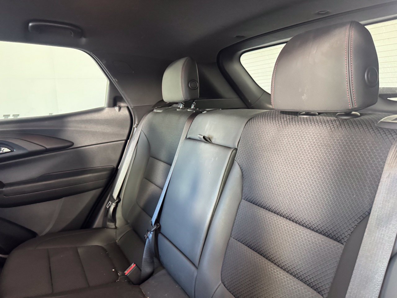 Used 2021 Chevrolet TrailBlazer RS w/ Convenience Package FWD image 11