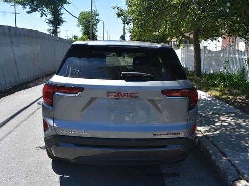 Used 2026 GMC Terrain Elevation FWD image 7