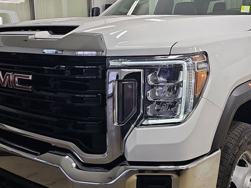 Certified 2022 GMC Sierra 3500 Pro w/ Convenience Package AWD/4WD image 35