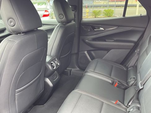 Used 2024 Chevrolet Blazer EV LT AWD/4WD image 14