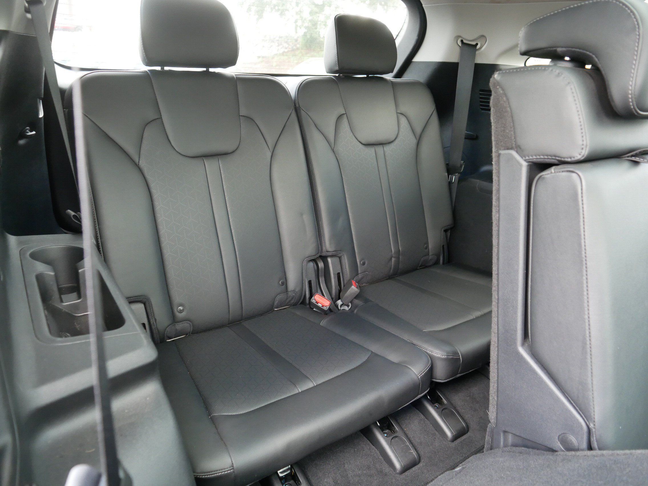 Used 2023 Kia Sorento S w/ Panoramic Sunroof Package AWD/4WD image 19