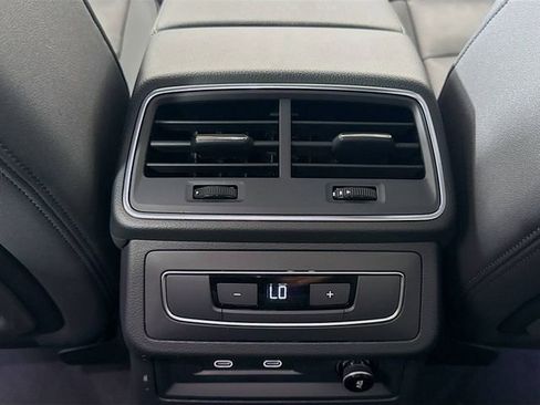 Used 2024 Audi A6 Premium Plus image 25