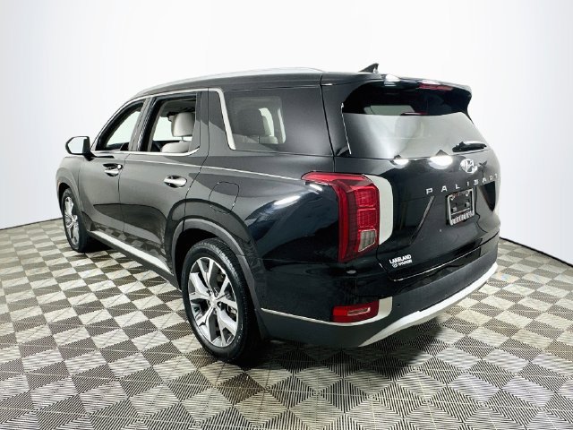 Used 2022 Hyundai Palisade SEL w/ Premium Package FWD image 5