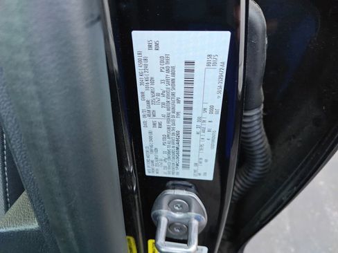 Certified 2021 Ford Escape SE image 8