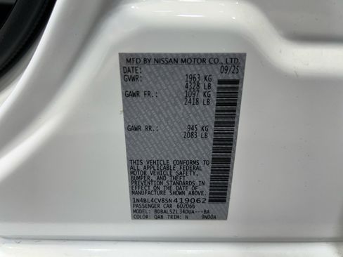 New 2025 Nissan Altima 2.5 SR image 25