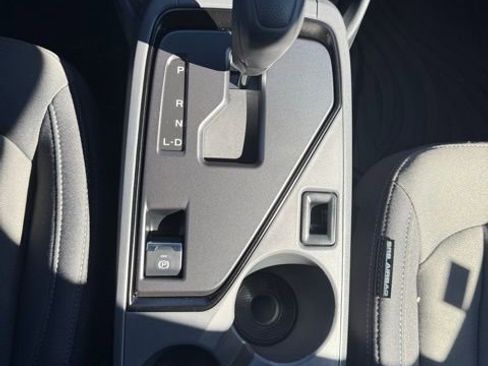 Used 2024 Subaru Crosstrek 2.0i image 25