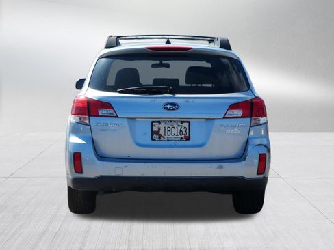 Used 2013 Subaru Outback 2.5i Limited image 4