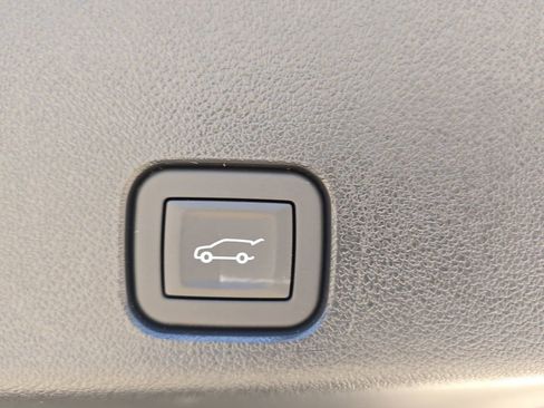 New 2026 Chevrolet Traverse Z71 AWD/4WD image 14