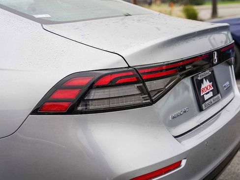 New 2025 Honda Accord Touring image 7