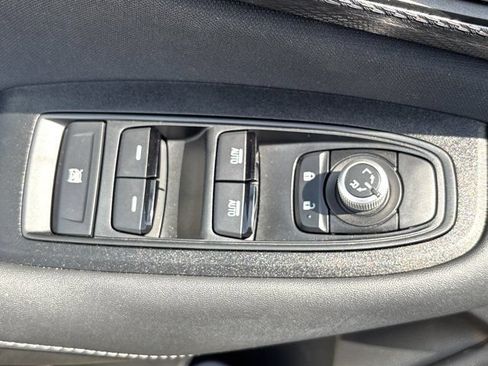 Used 2023 Subaru Outback Premium AWD/4WD image 20