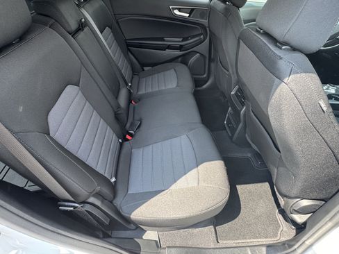 Used 2024 Ford Edge SE w/ Cargo Accessory Package AWD/4WD image 15