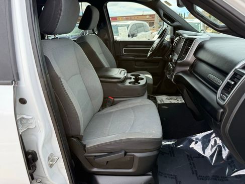 Used 2024 RAM 2500 Big Horn image 33