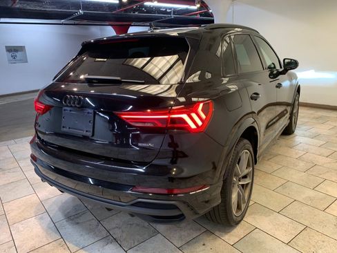 Used 2022 Audi Q3 2.0T Premium w/ Black Optic Sport Package AWD/4WD image 8