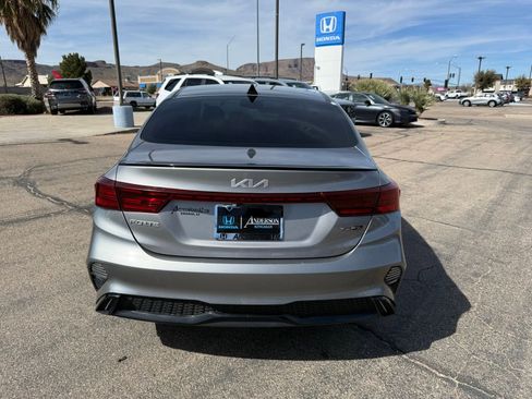 Used 2023 Kia Forte GT-Line w/ GT-Line Technology Package image 7