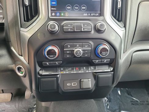Used 2022 Chevrolet Silverado 1500 RST w/ Z71 Off-Road Package AWD/4WD image 20