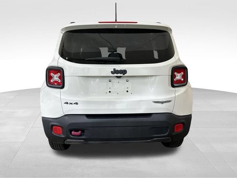 Used 2017 Jeep Renegade Trailhawk AWD/4WD image 4