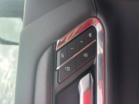 Used 2024 GMC Sierra 2500 Denali w/ Denali Reserve Package image 15