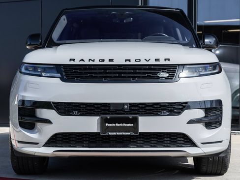 Used 2023 Land Rover Range Rover Sport SE Dynamic AWD/4WD image 4