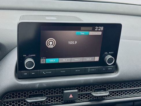 Used 2023 Honda HR-V Sport image 9
