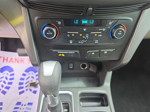 Used 2017 Ford Escape SE FWD image 17