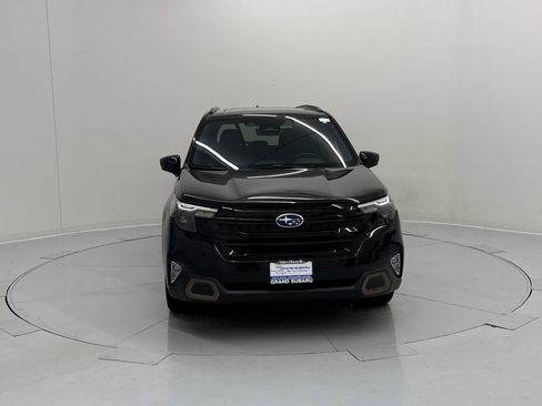 Used 2025 Subaru Forester Sport image 8