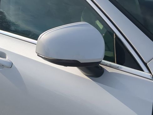 Used 2018 Volvo S90 T5 Momentum w/ Convenience Package image 10